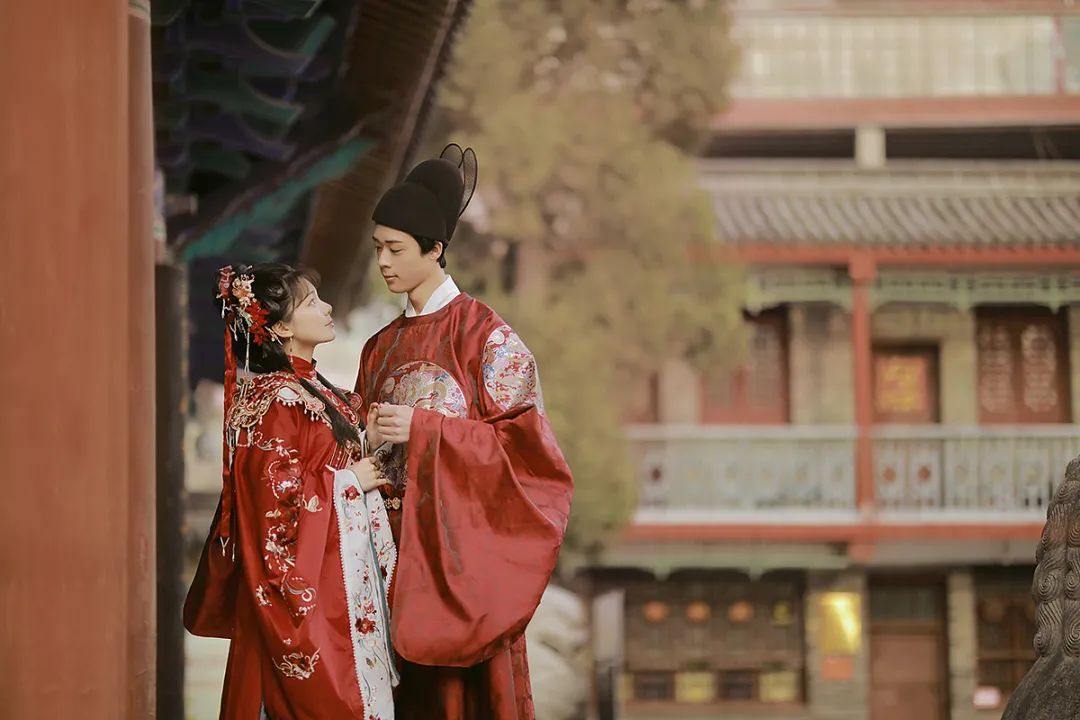 婚礼当天要祭祖吗_无为婚礼当天的习俗_结婚当天婚礼现场空无一人