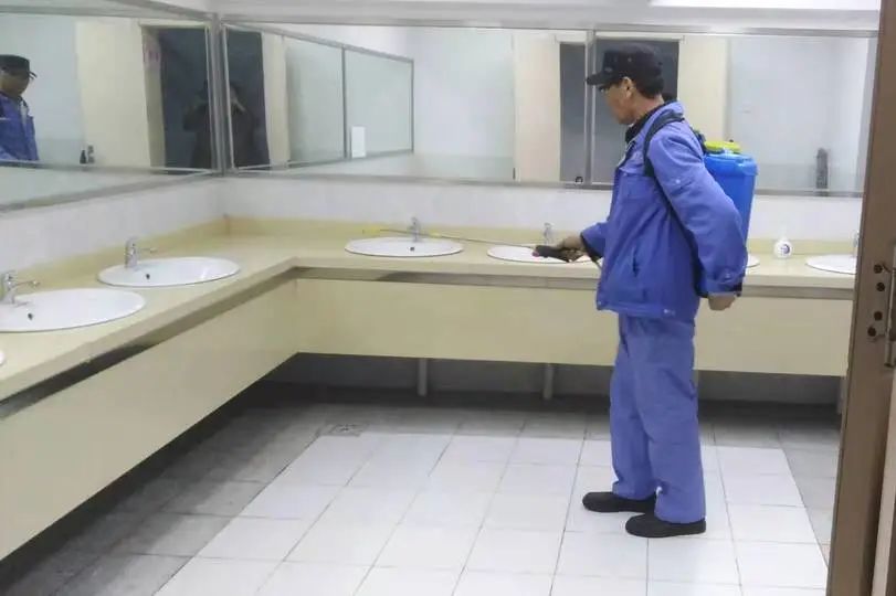 篮球冠军人物_篮球十一个冠军的人_篮球运动员冠军