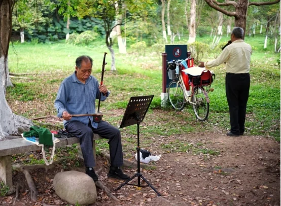 老年人生活方式是怎样的_什么是老年人生活_老年人生活模式