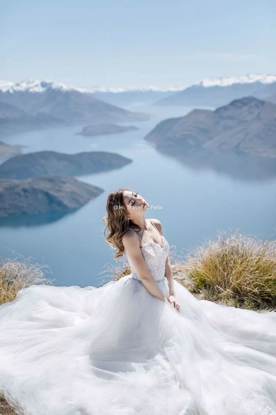 婚纱外景地_婚纱照复古风_复古外景婚纱照山景