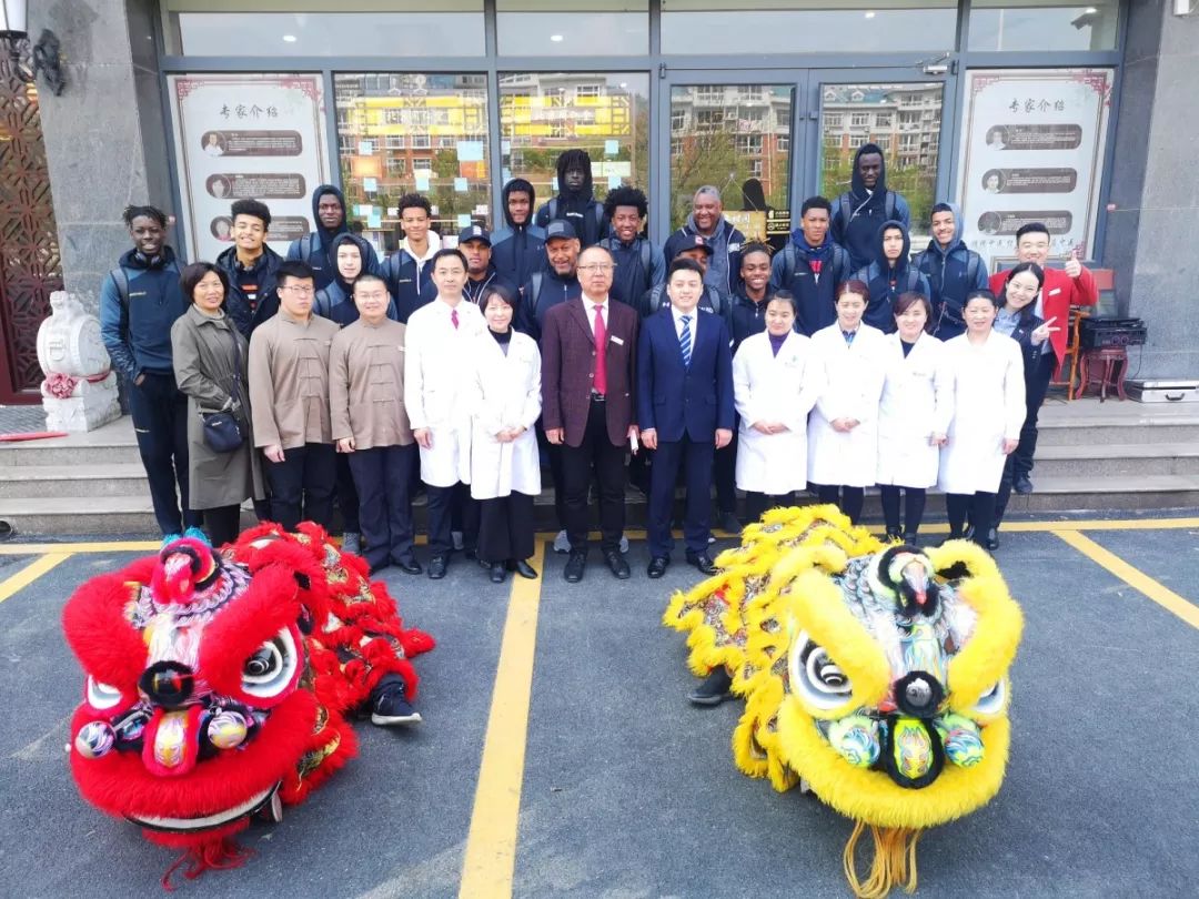 篮球赛冠军邹平是哪个队的_邹平篮球赛冠军是谁啊_篮球赛冠军邹平是谁
