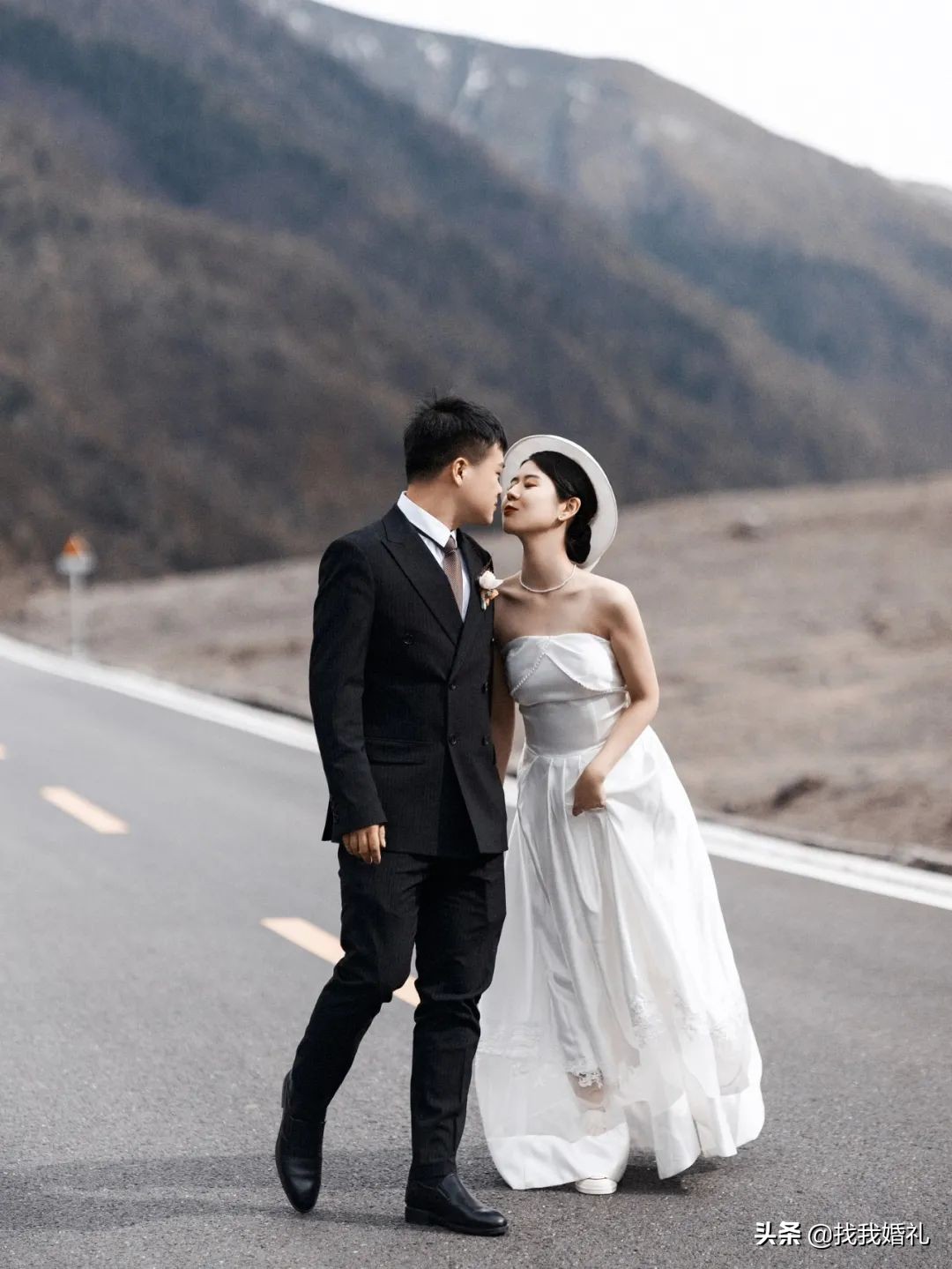 婚纱照准备鞋子_拍婚纱照鞋子穿什么好_拍婚纱照穿的鞋
