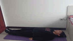 篮球中背打什么意思_篮球规则背打中是犯规吗_篮球规则中背打是什么