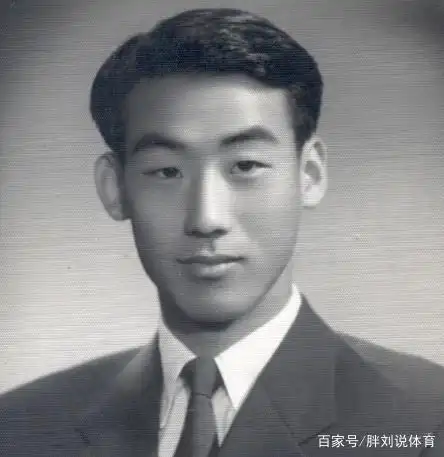 中国足球历史最强_中国足球队历史上谁最厉害_中国足球历史十大巨星