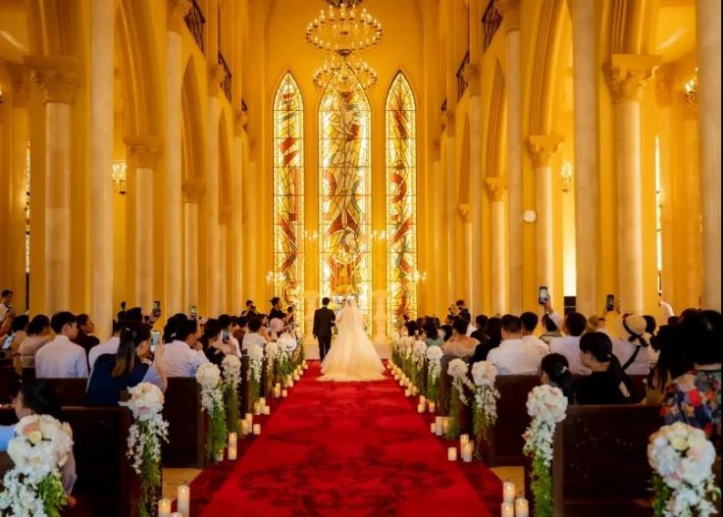 鲜花岛婚庆礼仪介绍_鲜花岛婚庆礼仪视频_鲜花岛礼仪婚庆