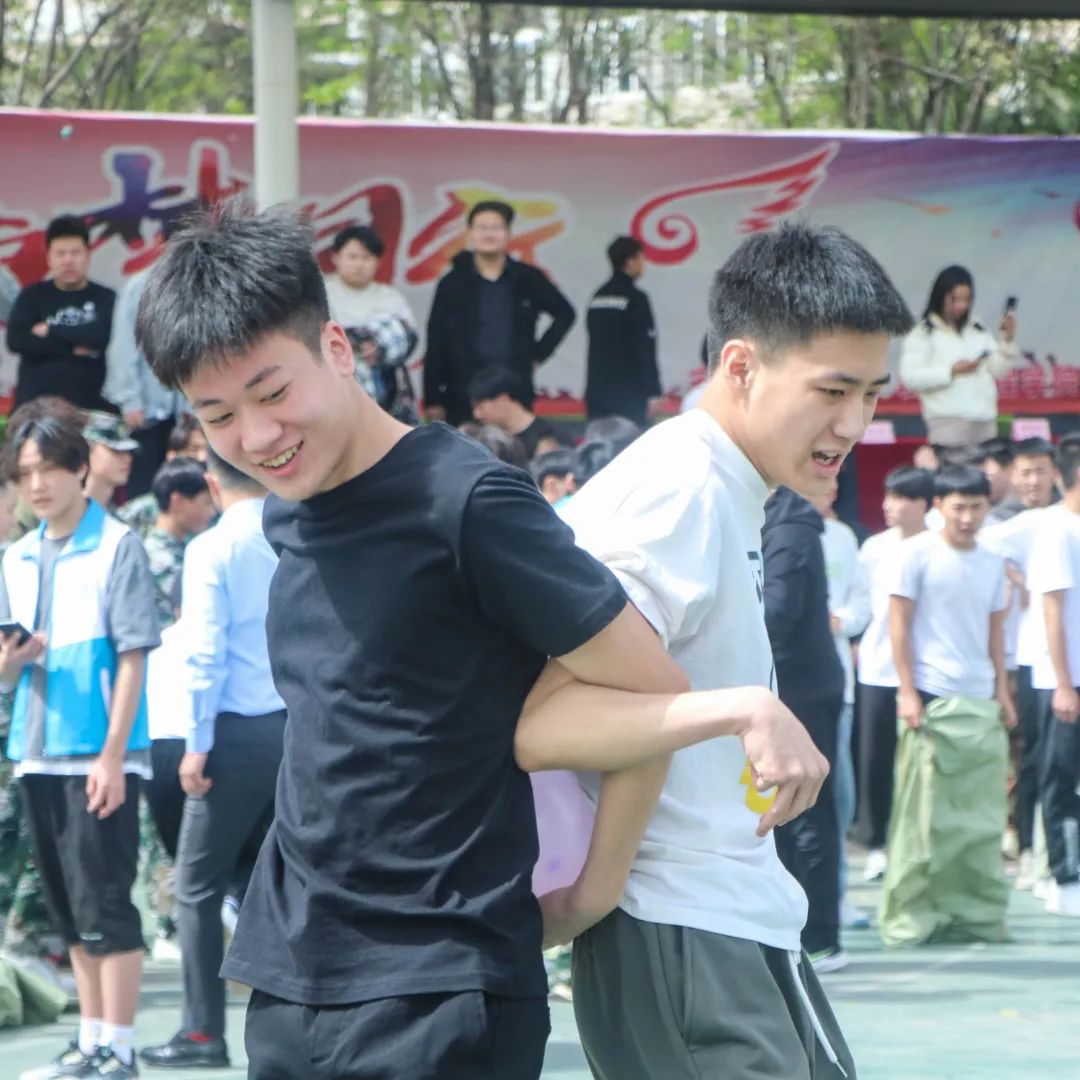 技能改变生活1000字_大学技能改变生活_技能改变生活征文
