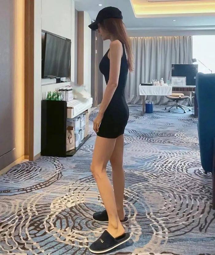 视频健身明星袁姗姗是谁_明星健身视频袁姗姗_健身达人袁姗姗