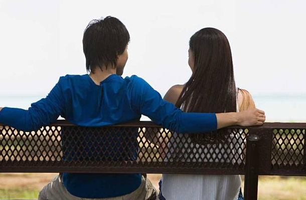 沉默的夫妻关系能维持多久_夫妻间的沉默会带来什么后果_夫妻相处沉默的智慧