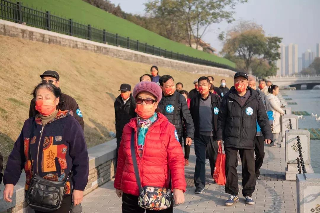 西安老人生活方式_西安市老年人口现状_西安老人老年公寓