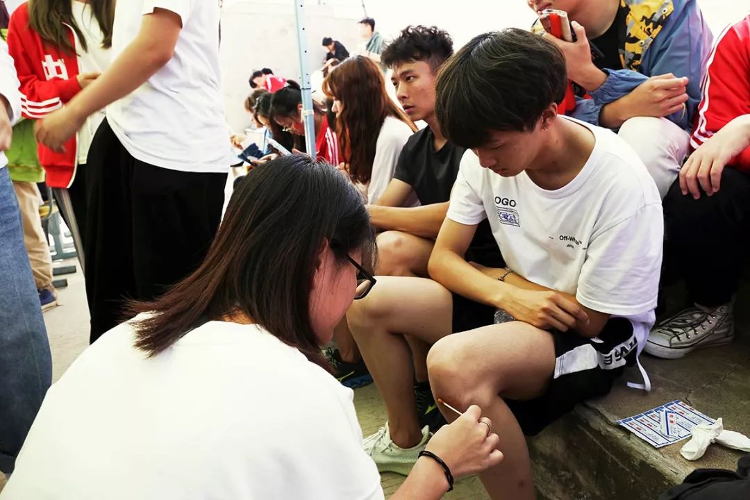 高中运动会慢速版_高中生运动_高中生运动会跑步视频