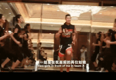 游泳冠军小龙女图片_小龙教练教游泳_游泳小龙冠军图片女生